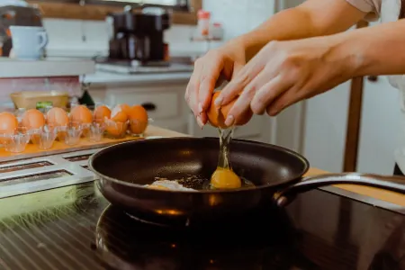 Lakefront; view of ski mountain, firepit, dock, kayaks, laundry, outdoor shower
