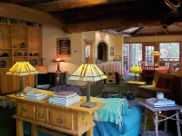 Majestic Mountain Cabin Retreat. Ski in ski out. Sleeps 14