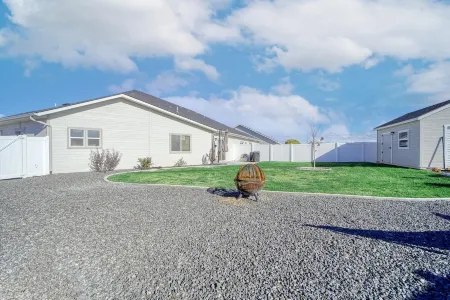 The Jolly Rancher, Luxury Amenities, Corporate and Vaca