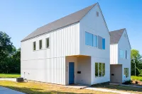 Place on Park - 3-Bed, 2.5-Bath