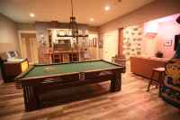 Fun, family Foothills retreat with Game Room and 6-person hot tub! Hotels near Fred W. Symmes Chapel
