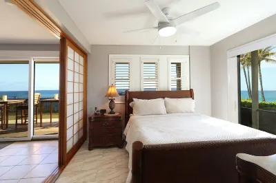 Ultimate Oceanfront Condo with Stunning Views & AC Hotels in der Nähe von Maha'ulepu Beach