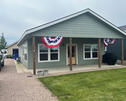 Charming New Lake House Hotels in Sully County
