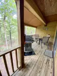 Treetop Getaway, 2 bed, 2 bath  at Mountain Harbor on Lake Ouachita