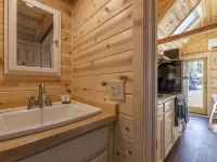☆ Luxurious Tiny House ☆ Rocky Mountain Getaway Hotels in Fairplay