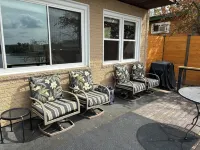 Cozy lakeside home in Three Rivers, great for an outdoorsy bunch!
