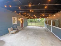 Centrally Located Urban Cabin 1Bedroom KING bed