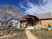 Grandma Marva’s Hideout basecamp for many National & State Parks Hotels in Blanding