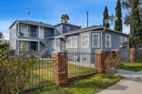 Private and cozy two bedroom home with laundry and patio in Windsor Hills