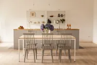 Apartment Gut Üselitz on Rügen - 1. Floor right Hotels in Poseritz