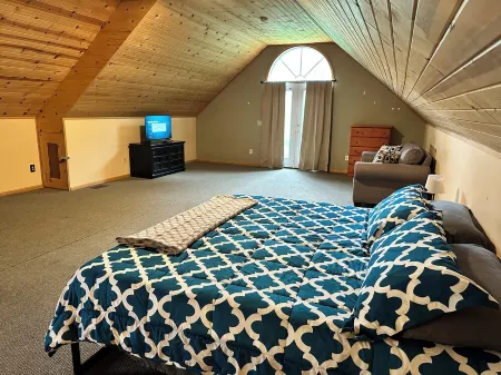 Peaceful- SPIRE, GOTL, Wine Country, Beach