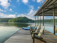 Designer Luxury on Smith Lake/Pool/5BR/3BR/Steps to Water! Hotels in Winston County