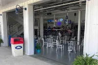 Cozy cottage located in the heart of Port Clinton. Pet Friendly too!