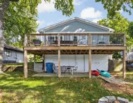 White River Front House, Kayaks, Hiking, Golf, Nature, Fishing!!