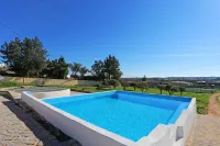 X 03 - 1 Bed Apartment in Quinta da Ponte Hotels in Odiaxere