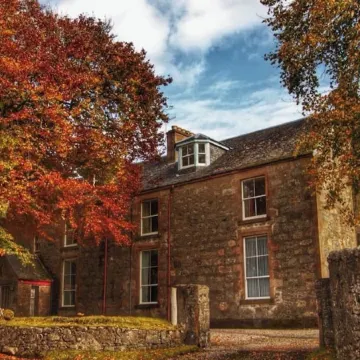 No.1 The Old Convent. Отели рядом с достопримечательностью «The Clansman Centre»
