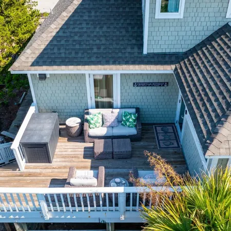 New Decks, Ocean Views, Steps to South Beach, Close to Shopping and Bhi Club