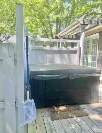 Heart Of The City ❤️ Hot tub, ITB, NC State Cameron Village Отели рядом с достопримечательностью «JC Raulston Arboretum at NC State University»