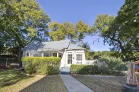 Great Location-walking distance to downtown; quiet; historical district Hotels near The Meadows Center for Water and the Environment