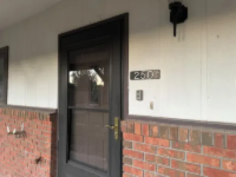 Cowgirl Casa ~ ADA accesible & kid friendly 3/2 ranch home in Montrose, CO