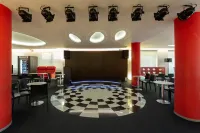 Hotel Oasis Plaza