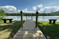 Tiny Luxury Cabin Retreat On White River