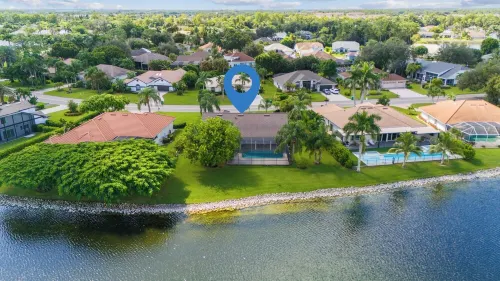 Luxury fully rehabed house with Lake View