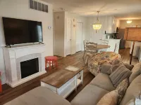 First floor of Brigantine shore home-10 min to Atlantic City!