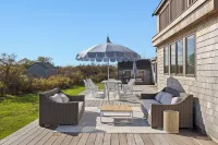 West of Town, a quiet corner of luxury