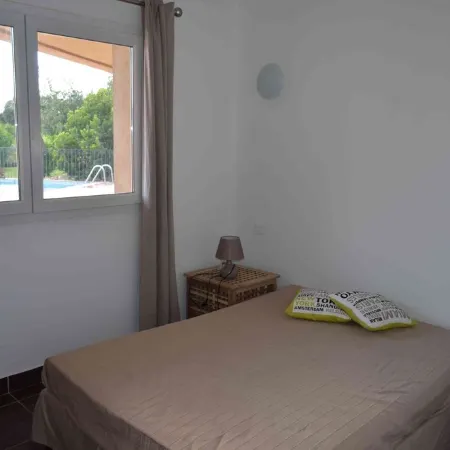 Near Porto Vecchio, Superb villa with private pool, sleeps 10