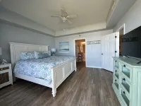 Amazing Ocean Views in a 2 bed/2 bath condo!