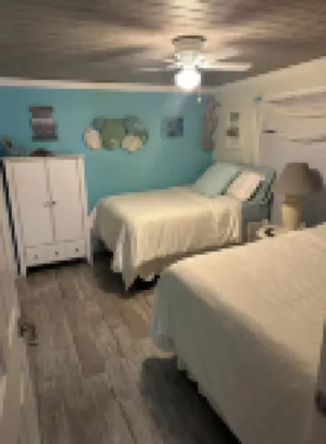 Newly remodeled lake home ! Steps away from the beautiful pike lake chain