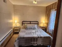 Hill FarmCharming Farm House Perfect for All Season Activities in the Country! 모 타운십 호텔