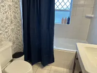 Heart of Jamestown, In town location, 3rd floor suite, B&B style with King Bed