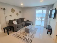 Modern Retreat on Lake Superior, close to snowmobile trails Hotels in Baraga Township