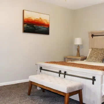 Luxury 4 Bed Room Near Stadium Hotels near Hope Of Glory Ministries KCMO