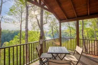 Lake View Adventure Cabin at Bear Bluff Retreat