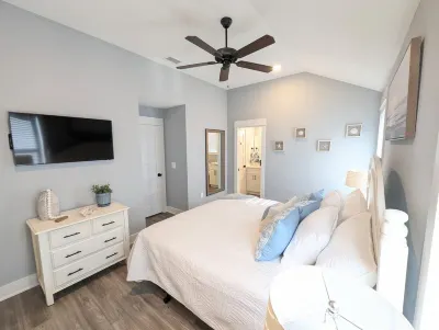 Last-Minute Aug/Sept Savings! 5 Min. Walk to Beach! New in '24. Premier Host!