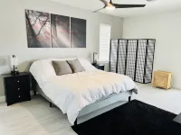 WOW! Luxury Punta Gorda waterfront home; HEATED POOL, golf community; WOW factor