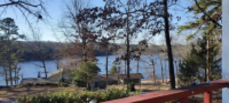 Razorback Red Lakeside Cottage