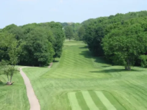 Apple Valley Lake, Pool and Beaches! Guest passes available for a small fee!