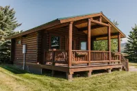 Grizzly Bear Cabin #7 at Gallatin Canyon Cabins