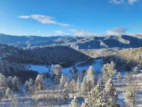 Indoor Heated Pool - Hot Tub - 4 Acres - Off Grid - Views