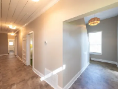 Charming 3-bedroom house with AC and WiFi in fabulous Luling Hotels in Luling