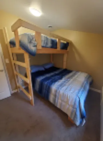 Bluegill Lake -Lake Front Retreat- Dog Friendly - Additional Charge