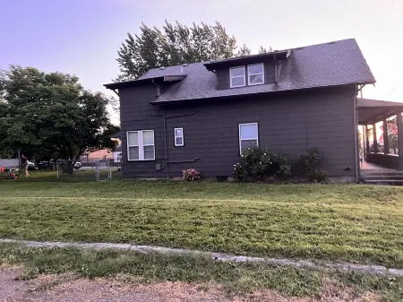 Pioneer Heritage Apt 2 Downtown Ridgefield