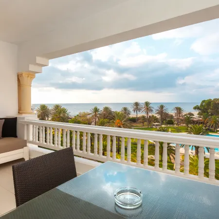 OCEANA Hotel & Spa
