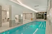 Home2 Suites by Hilton Montreal Dorval - Uima-altaat