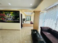 Hotel Red Velvet Hotels near Pandit Raghunath Murmu Garden