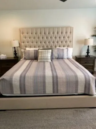 Desert Oasis W/pool, private hottub and gas fire pit